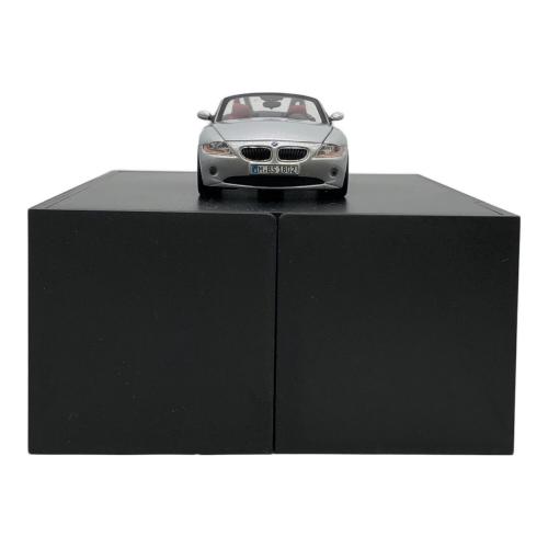 1/43 BMW Z4 ミニカー BMWディーラー限定品