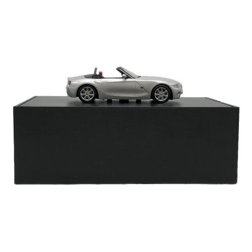 1/43 BMW Z4 ミニカー BMWディーラー限定品