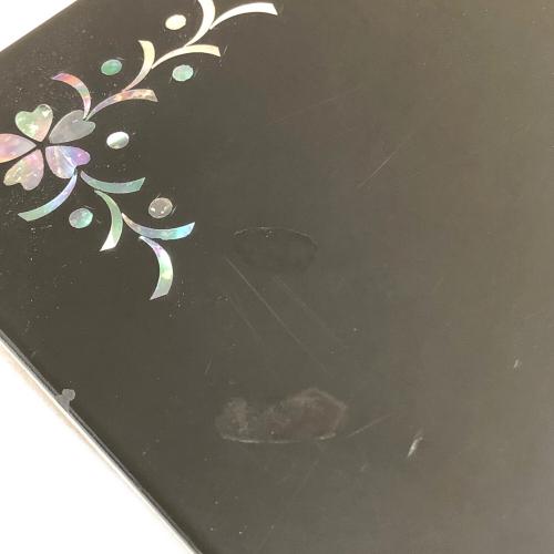 黒塗螺鈿文箱