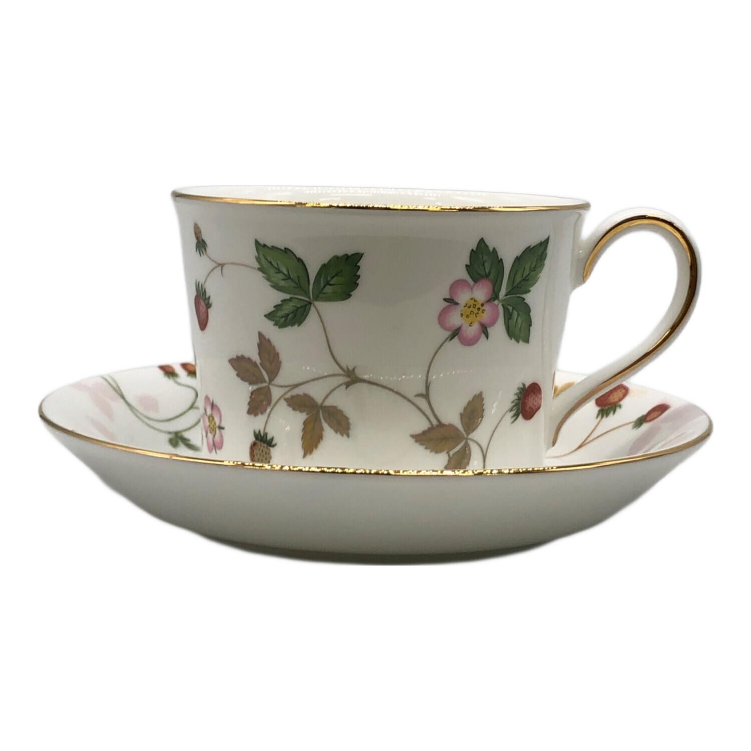 Wedgwood (ウェッジウッド) カップ&ソーサー WILD STRAWBERRY