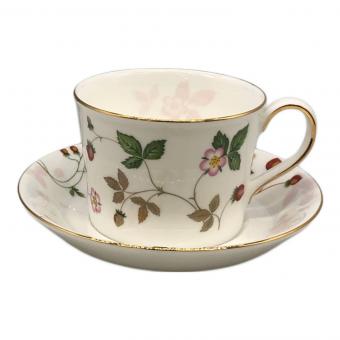 Wedgwood (ウェッジウッド) カップ&ソーサー WILD STRAWBERRY