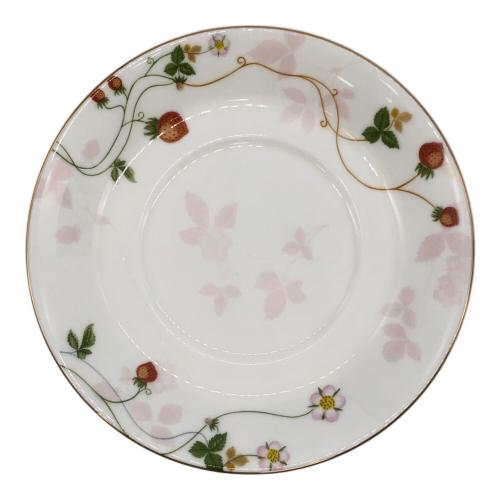 Wedgwood (ウェッジウッド) カップ&ソーサー WILD STRAWBERRY