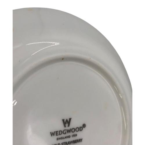 Wedgwood (ウェッジウッド) カップ&ソーサー WILD STRAWBERRY