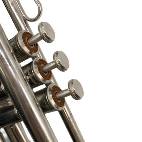 YAMAHA (ヤマハ) ジャンク品 トランペットYTR-136 キズ・打痕有 ケース付 チューニング管抜けません