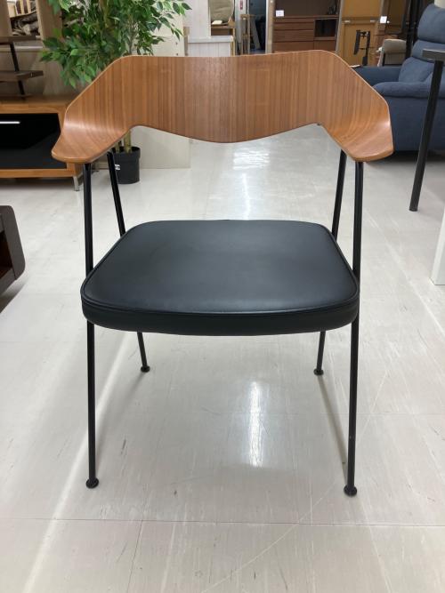 ACTUS (アクタス) ダイニングチェアー 675 ブラック×ブラウン アームチェアー