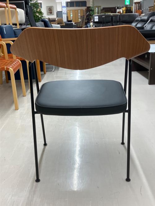 ACTUS (アクタス) ダイニングチェアー 675 ブラック×ブラウン アームチェアー