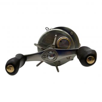 SHIMANO (シマノ) リール CALCUTTA CONQUEST 201DC