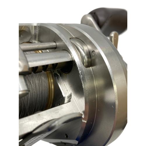 SHIMANO (シマノ) リール CALCUTTA CONQUEST 201DC