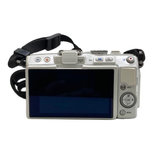 OLYMPUS (オリンパス) デジタル一眼レフカメラ E-PL6 ダブルズームキット 液晶若干黄ばみ