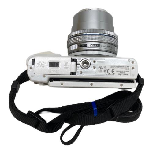 OLYMPUS (オリンパス) デジタル一眼レフカメラ E-PL6 ダブルズームキット 液晶若干黄ばみ