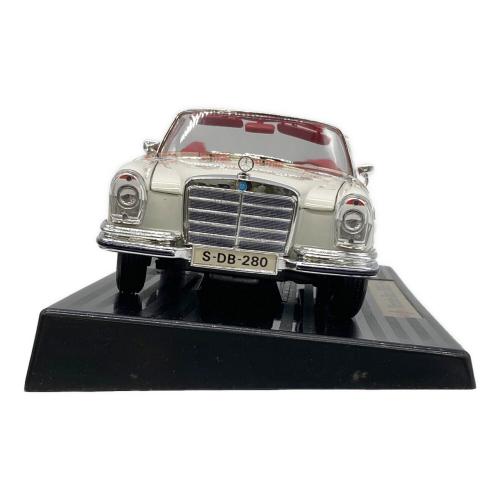 Maisto (マイスト) MERCEDES BENZ 280 SE 1966 ミニカー