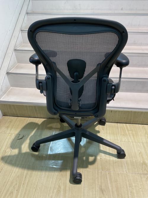 Herman Miller (ハーマンミラー) ワークチェアー AER1A13DW-0007 2020年製 グラファイトカラー Aサイズ（スモールサイズ）