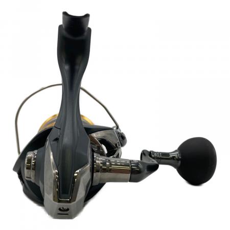 SHIMANO (シマノ) SAHARA スピニングリール C5000XG-J 本体のみ