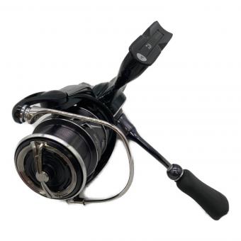 リール TATULA LT2500S-XH-QD