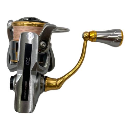 DAIWA (ダイワ) リール FREAMS LT2500S-XH ケース付