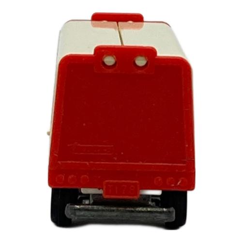 TOMY (トミー) FUSO WING ROOF TRUCK トミカ アサヒビール