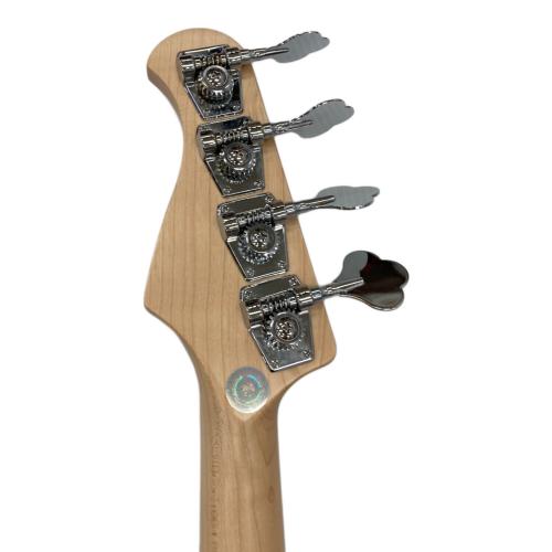 Bacchus (バッカス) WJB Mini 3トーンサンバースト エレキベース