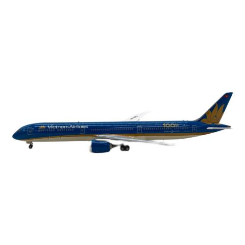 NG Models BOEING 787-10 航空機模型 VN-A873 ドリームライナー