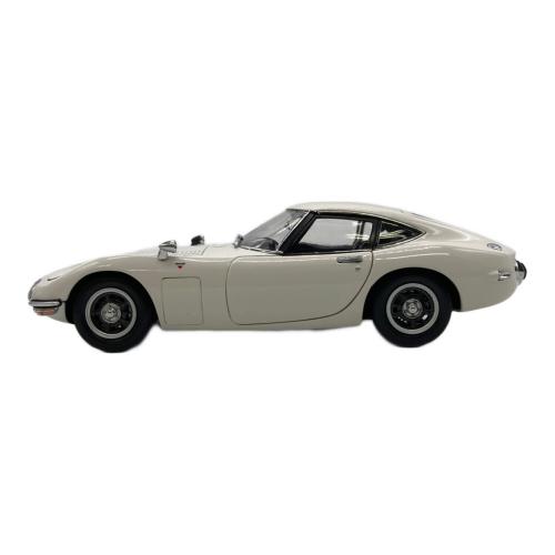 EBBRO premium collection ダイキャストカー TOYOTA 2000GT 1/24