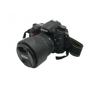 Nikon (ニコン) デジタル一眼レフカメラ D7000 1620万画素　バッテリー2個付