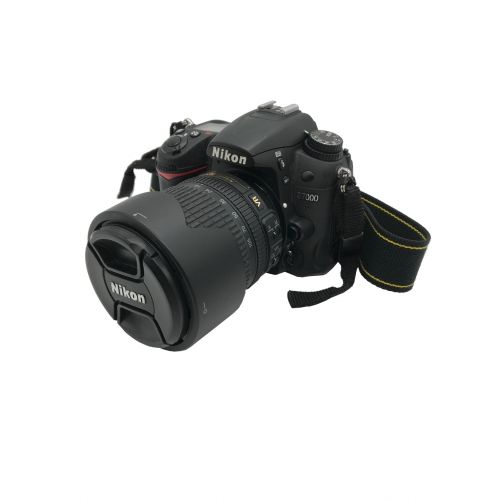 Nikon (ニコン) デジタル一眼レフカメラ D7000 1620万画素　バッテリー2個付