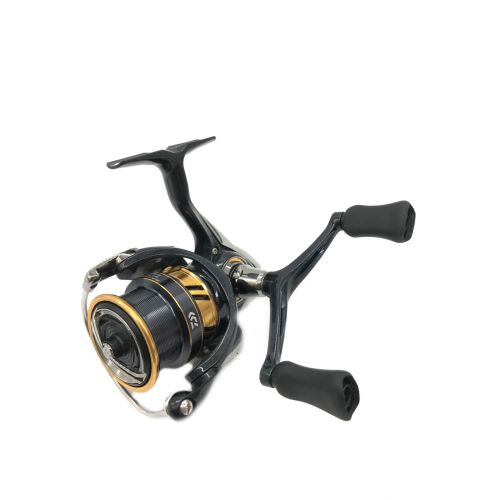 DAIWA (ダイワ) リール 18 LEGALIS LT3000S-C-DH スピニングリール｜トレファクONLINE