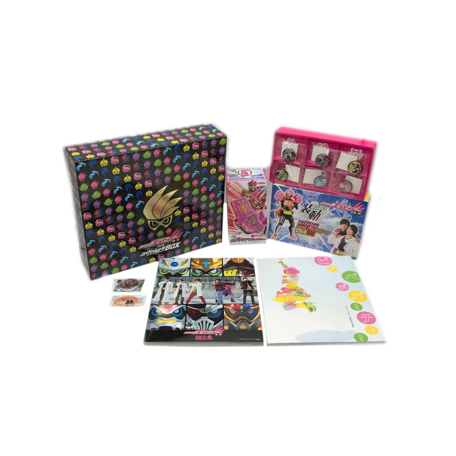 Bandai バンダイ 小学館 仮面ライダーエグゼイド キャラクターグッズ 超全集 ハイパームテキbox 未使用品 トレファクonline