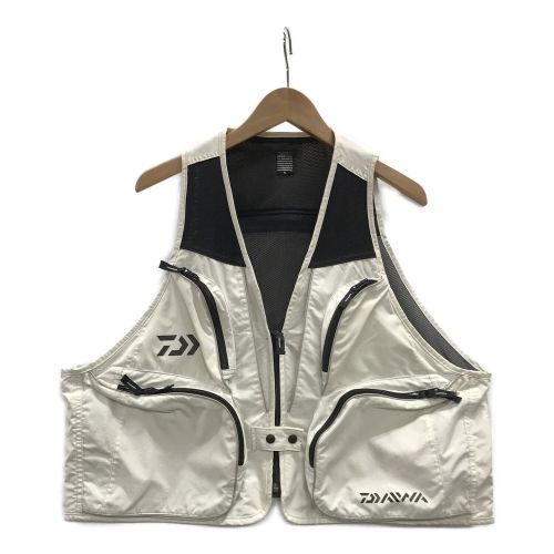 Daiwa ダイワ フィッシングウェア ユニセックス Size L ホワイト ショートサーフベスト Dv 3603 トレファクonline