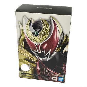 BANDAI (バンダイ) 仮面ライダーキバエンペラーフォーム S.H.Figuarts真骨彫