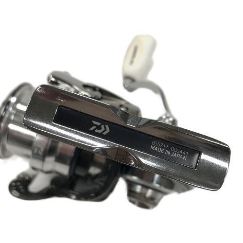 DAIWA (ダイワ) スピニングリール 18EXIST ハンドルカスタム 2500-XH