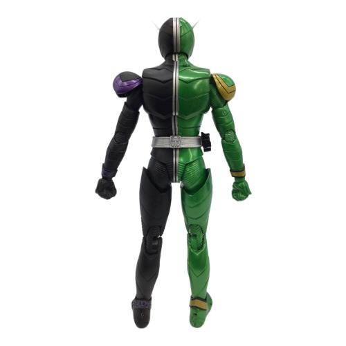 BANDAI (バンダイ) 仮面ライダーW サイクロンジョーカー フィギュア 仮面ライダーW S.H.Figuarts 真骨彫製法