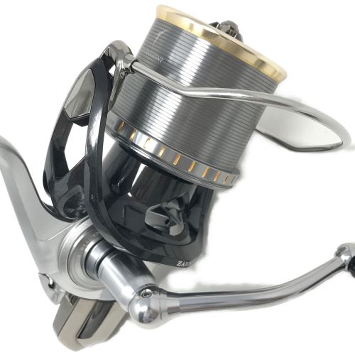 Daiwa 19 Tournament Surf 45 HG05PE