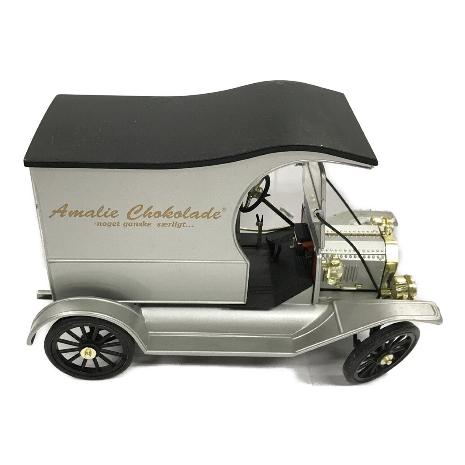 UNIVERSAL HOBBIES ミニカー FORD MODEL-T｜トレファクONLINE