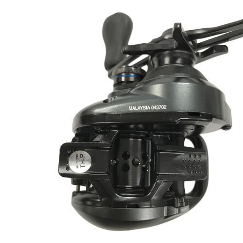 SHIMANO (シマノ) ベイトリール 21 SLX BFS XG 右巻き 043702