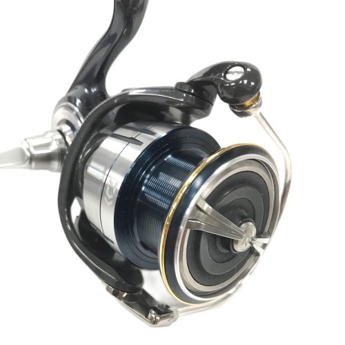 DAIWA (ダイワ) スピニングリール 19CERTATE（セルテート） LT4000-CXH