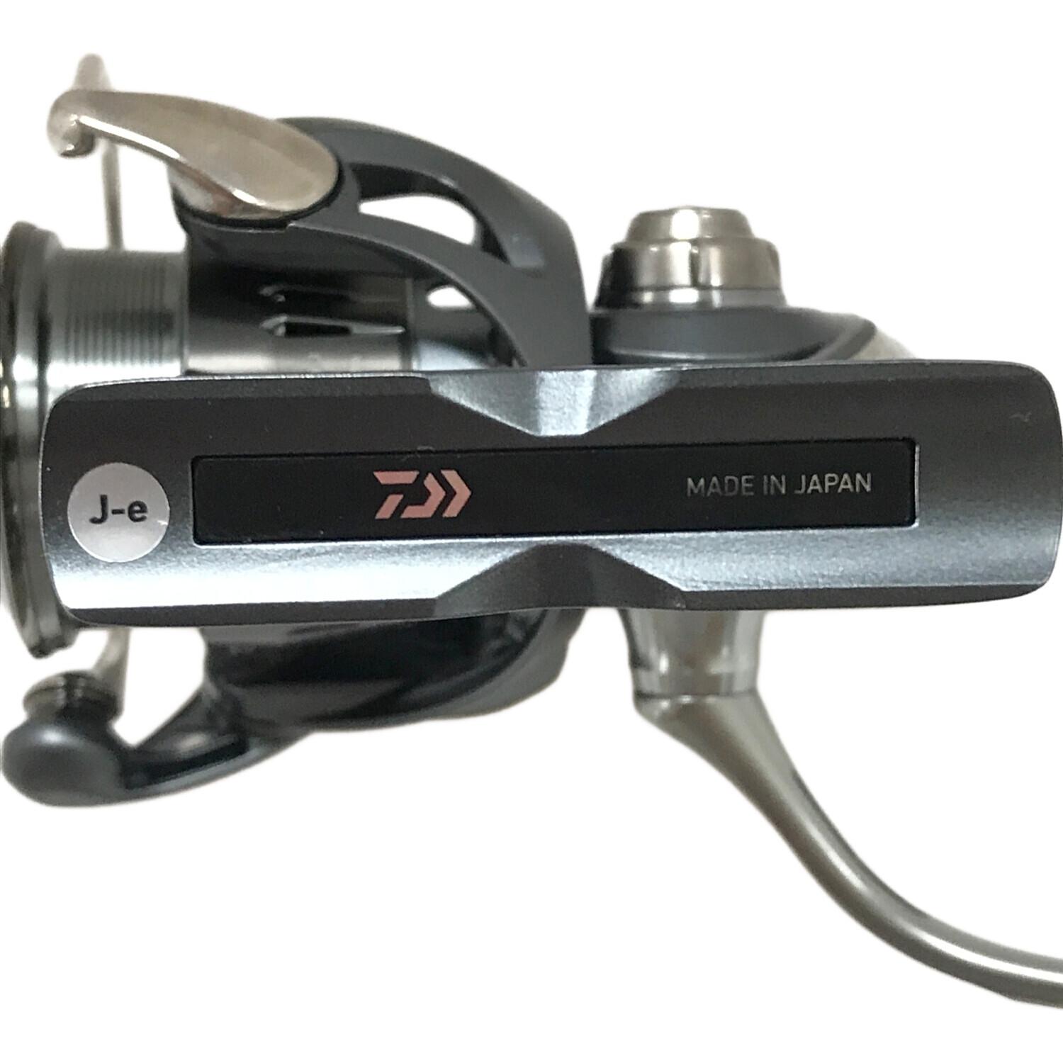 DAIWA (ダイワ) スピニングリール 23 AIRITY ST SF2000SS-H