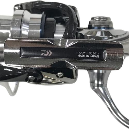 DAIWA (ダイワ) スピニングリール 18 EXIST （イグジスト） LT3000S-C 055718