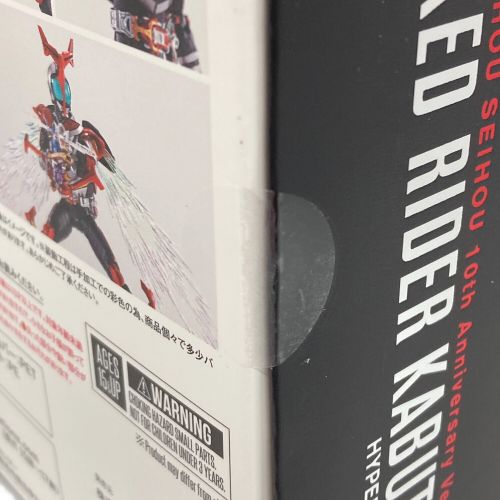 BANDAI（バンダイ） フィギュア 仮面ライダーカブト ハイパーフォーム 真骨彫製法 10th Anniversary Ver.（アニバーサリー） S.H.Figyuarts（フィギュアーツ） 魂ウェブ
