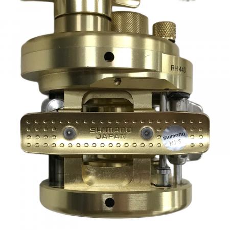 SHIMANO (シマノ) ベイトリール 01 CALCUTTA CONQUEST (カルカッタコン