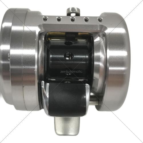 SHIMANO (シマノ) ベイトリール 11 CALCUTTA CONQUEST （カルカッタコンクエスト） 51DC 02702