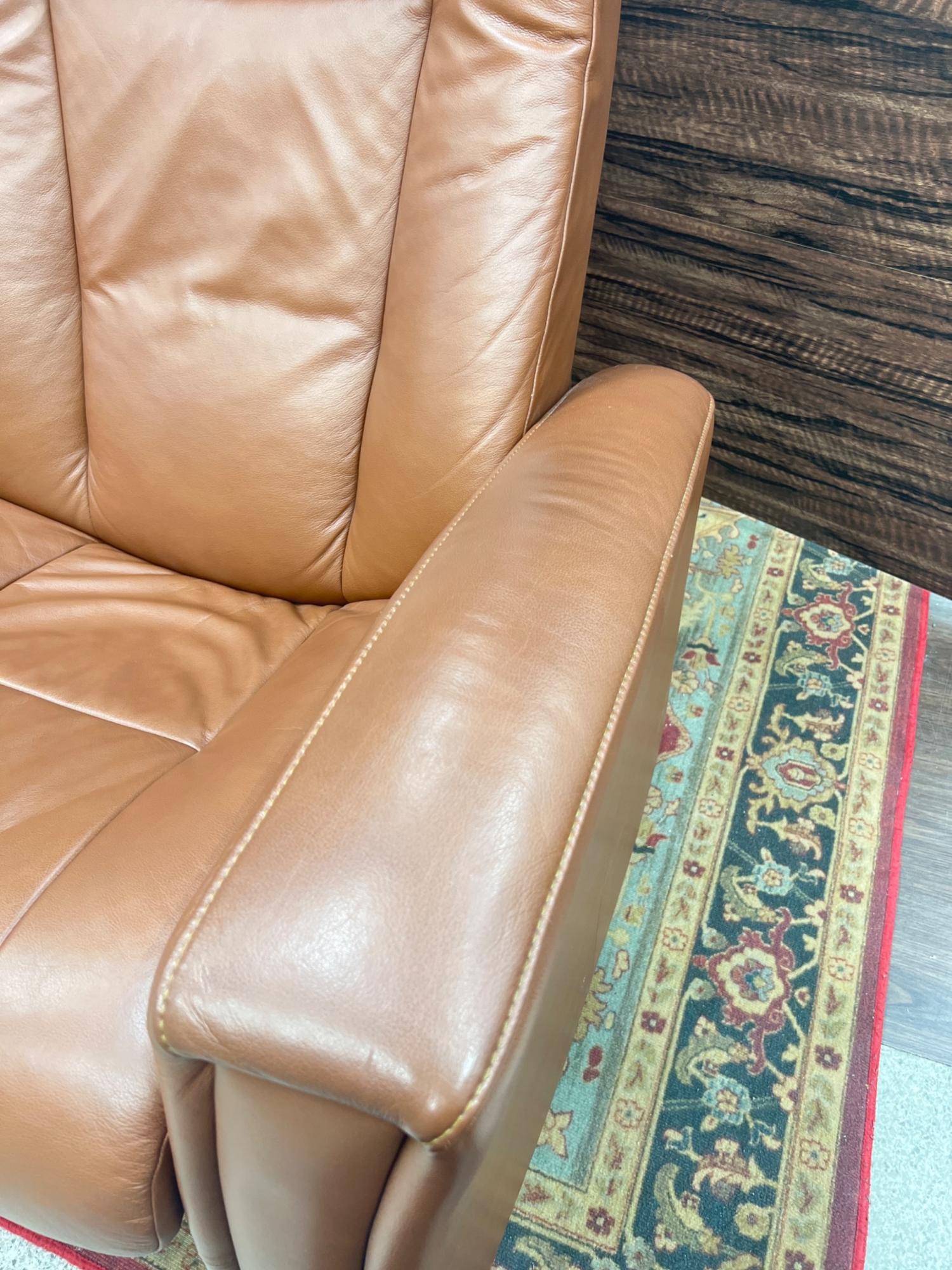 HJELLEGJERDE（イエリアーダ）Fjoeds（フィヨルド）2人掛け