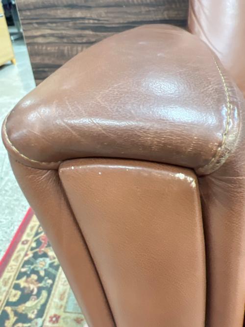 HJELLEGJERDE（イエリアーダ）Fjoeds（フィヨルド）2人掛け