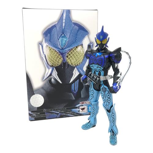 BANDAI (バンダイ) 仮面ライダーオーズ シャウタコンボ フィギュア S.H.Figuarts（フィギュアーツ） 真骨彫製法 仮面ライダーオーズ TAMASHIINATIONS