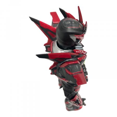 【美品】SHFiguarts 仮面ライダーゼロワン ヘルライジングホッパー S.H.Figuarts 【開催記念商品】仮面ライダーゼロワン ヘルライジング