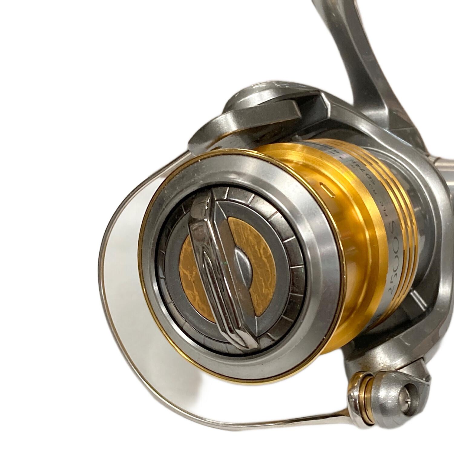 ★緊急値下げ★シマノTWINPOWER 2500 スピニングリール中古 SHIMANO (シマノ) リール TWINPOWER 2500｜トレファクONLINE