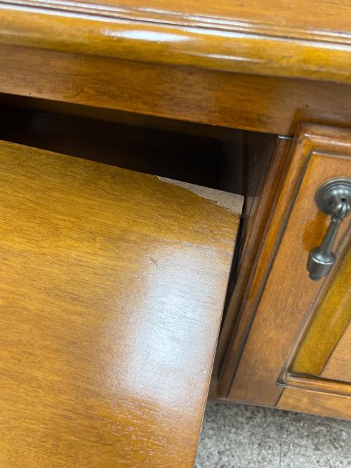 アンティーク調ローボード ブラウン