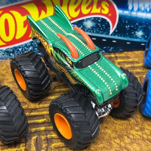 HOT WHEELS (ホットウィールズ) ミニカー TOUR FAVOURITES SET (ツアーセットフェイヴァリッツセット) HIGHER EDUCATION DRAGON sonuva Digger METAL MULISHA