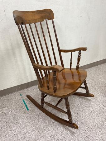 KASHIWA(カシワ)ロッキングチェアー 1人掛け