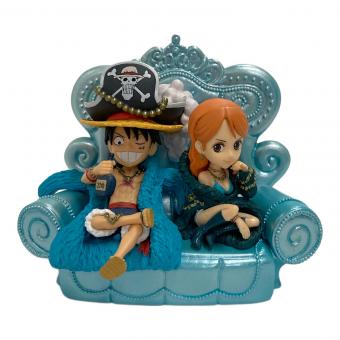 BANPRESTO（バンプレスト） ワールドコレクタブルフィギュア ワンピース -20TH LIMITED-vol.1 ルフィ（20TH 02）&ナミ(20TH 04）&ソファー（20TH 03） ワーコレ　