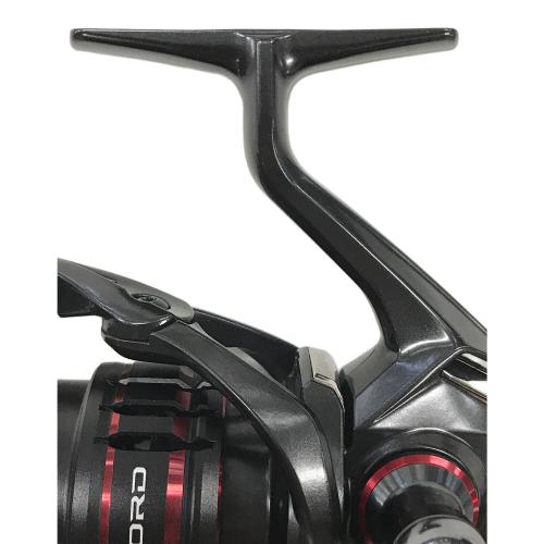 SHIMANO (シマノ) スピニングリール 20 VANFORD （ヴァンフォード） 2500S 04204